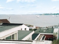 Ude